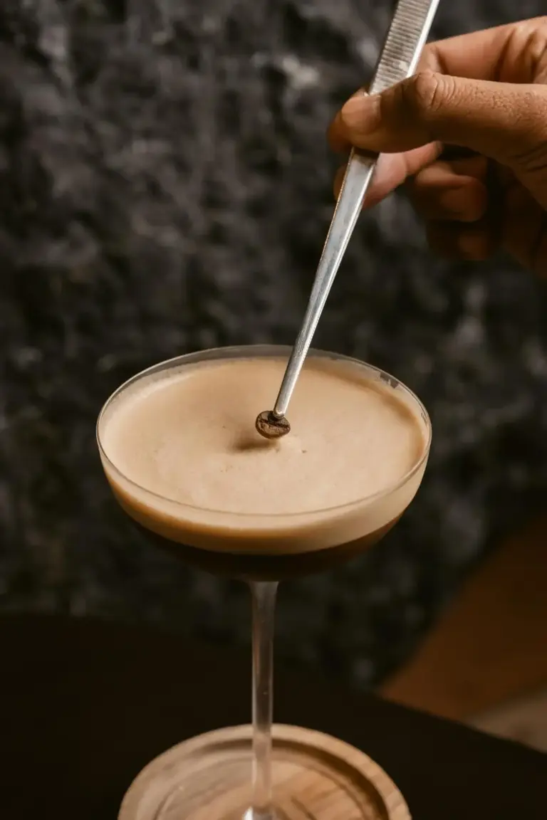 Création d'un cocktail au UMI Resort Uluwatu Bali