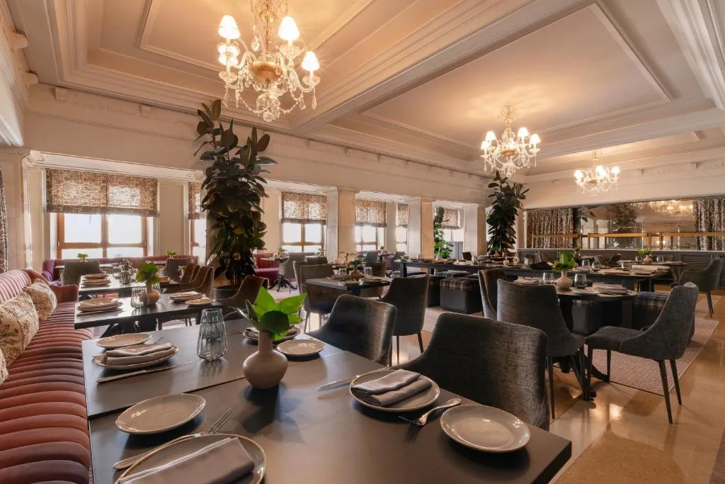 UMusic Hotel Madrid dining area with elegant decor