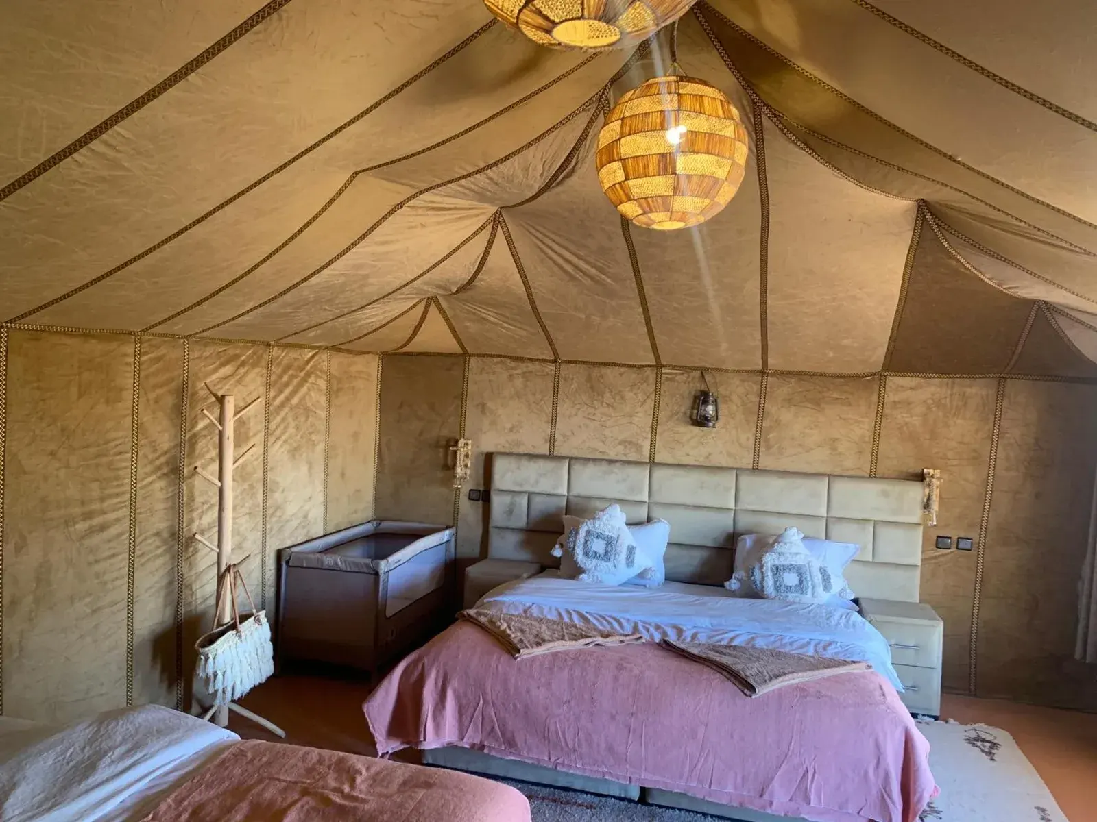 Einzigartiges Luxuscamp, in Merzouga