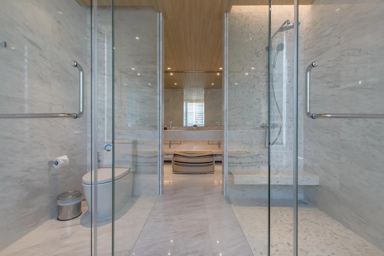 Veranda Residence Pattaya Pool Villa bathroom