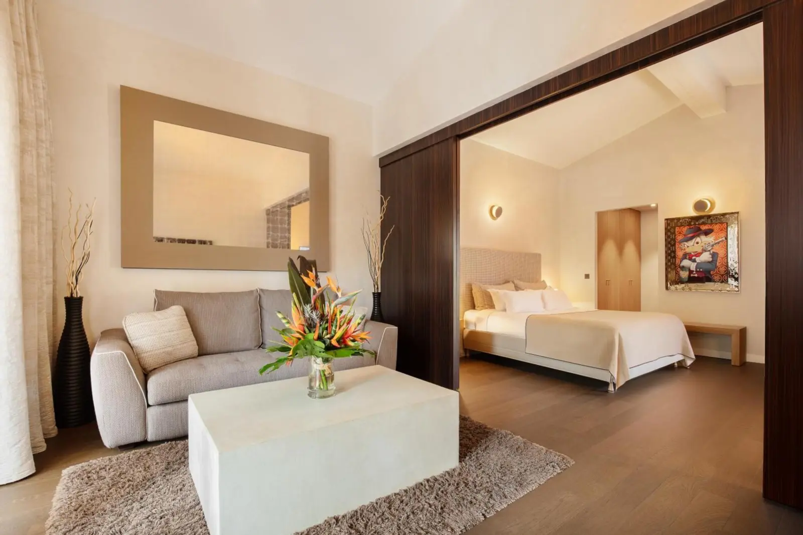 Villa Cosy suite living area with modern furnishings in Saint-Tropez