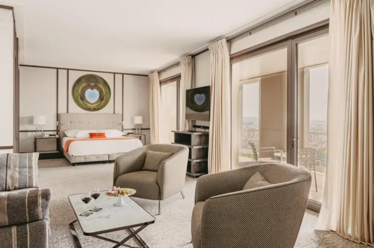 Luxury suite at Villa Maïa in Lyon