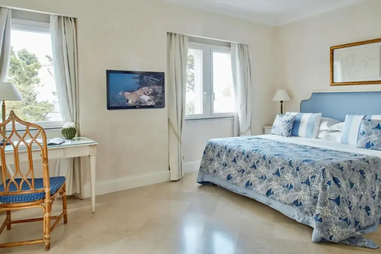 Villa Sant'Andrea, A Belmond Hotel, Taormina Mare guest bedroom