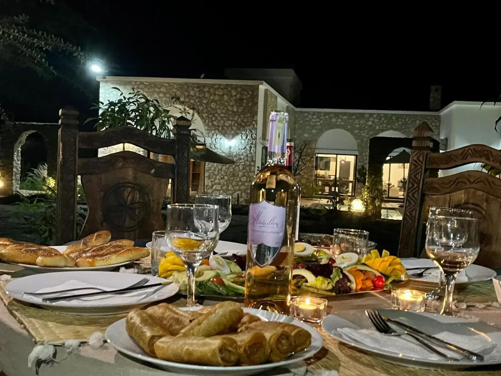 Dining Setup