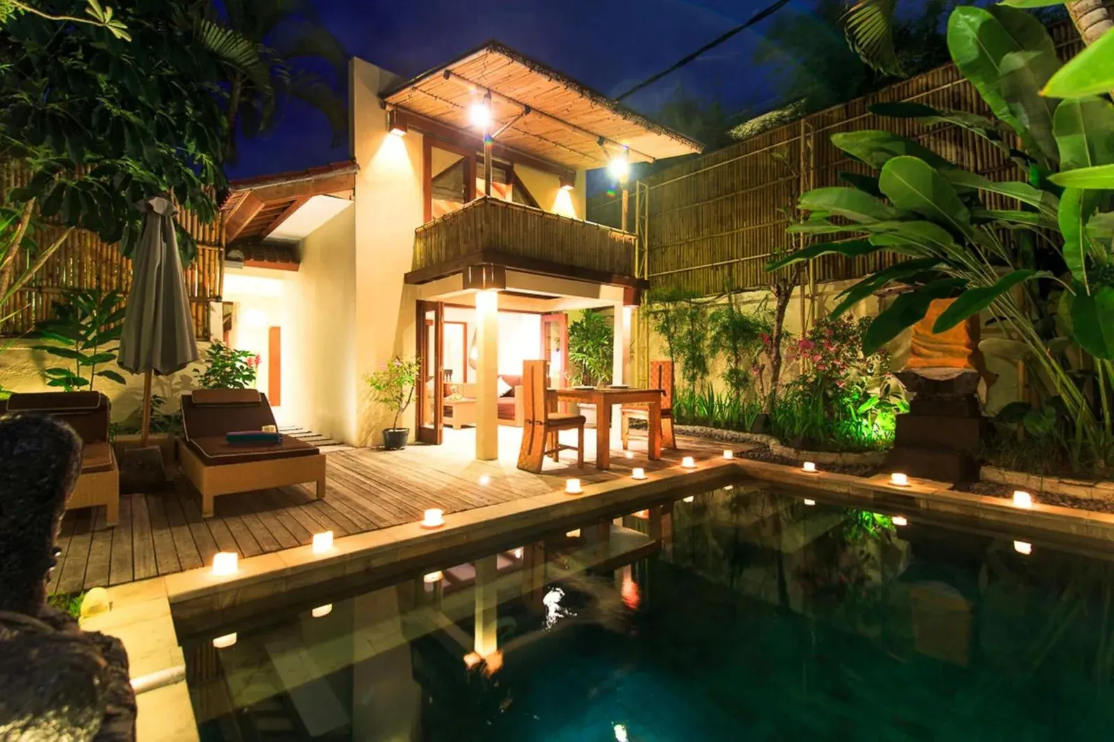 Villa Seriska Seminyak, 5-Star Private Pool Villa, Walk to Dining & Shopping, in Seminyak