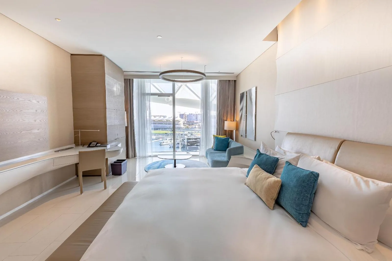 Luxurious bedroom in W Abu Dhabi - Yas Island with scenic view