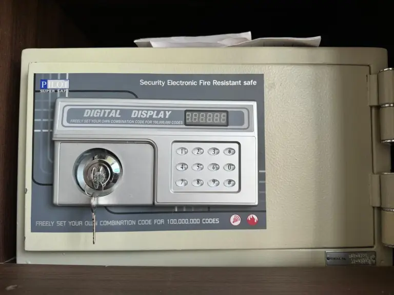 W8 CONDO Secure Safe for valuables