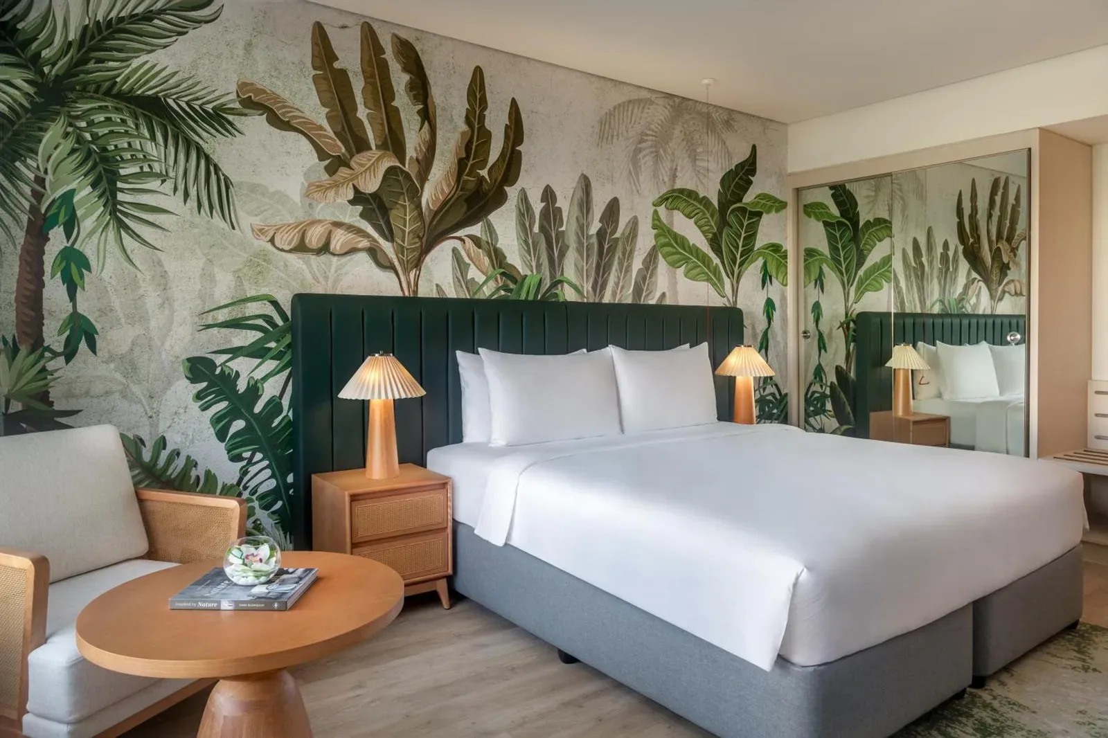 Yas Plaza Mangroves by IHG, in Abu Dhabi