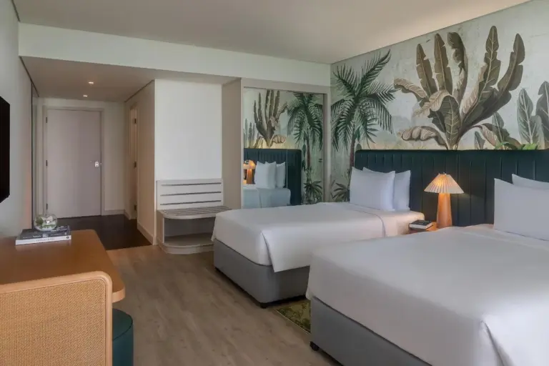 Yas Plaza Mangroves by IHG, in Abu Dhabi