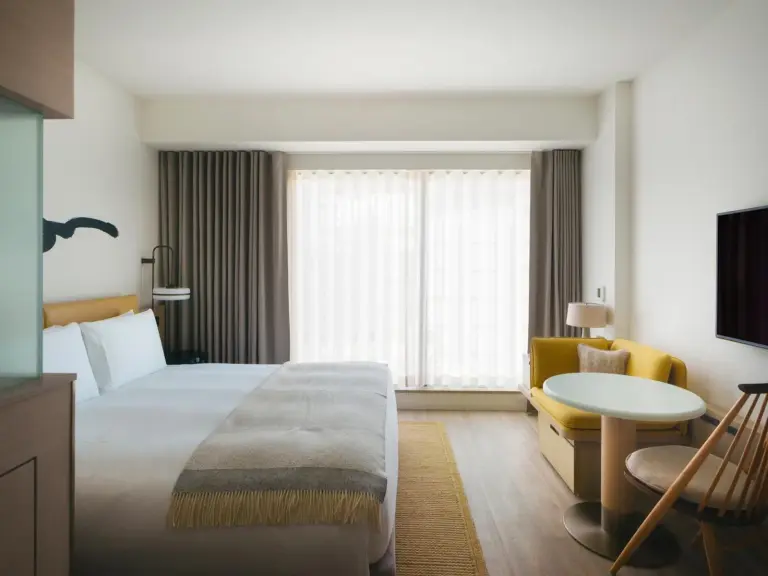 Zentis Osaka guest room with a cozy atmosphere